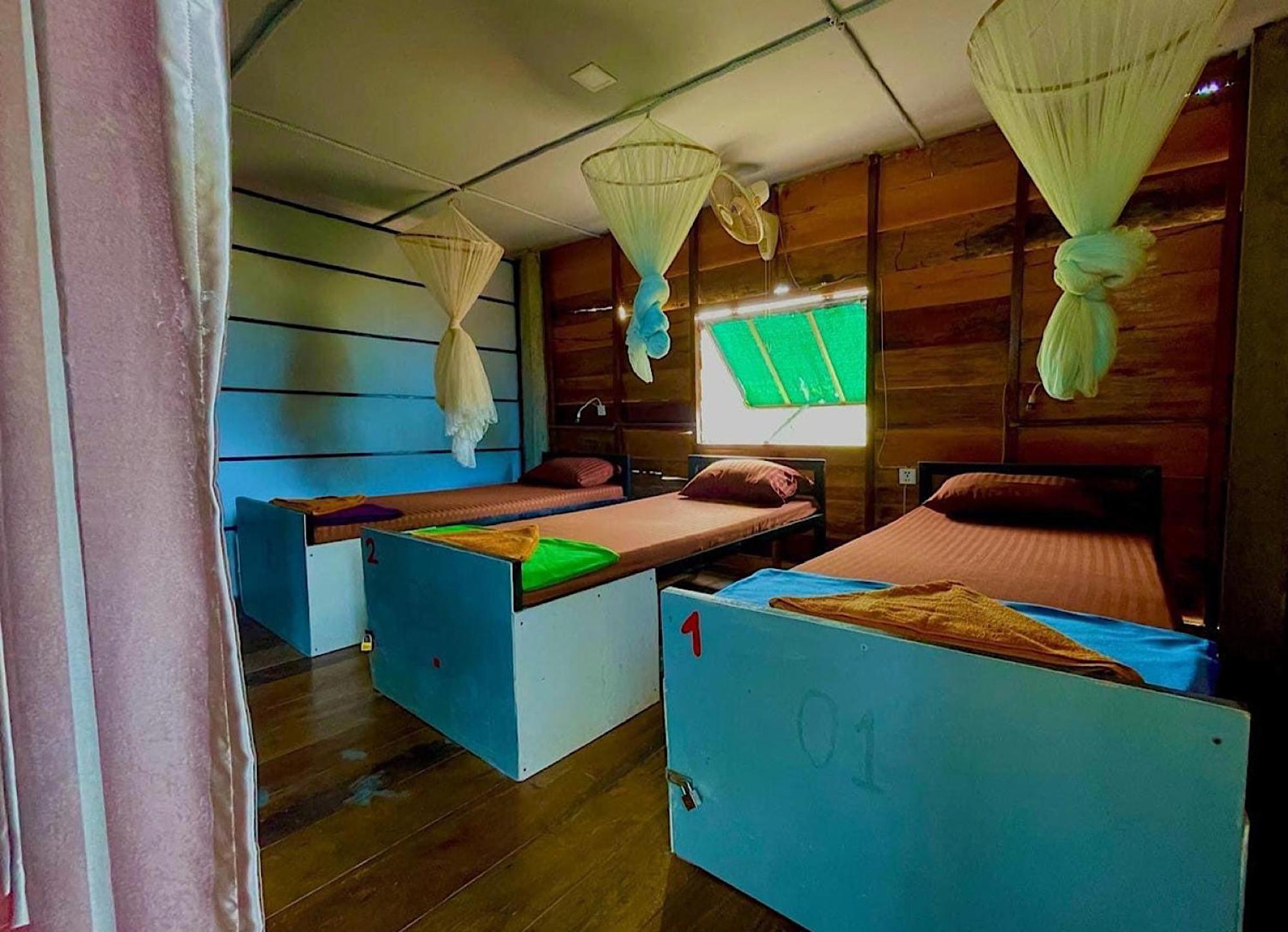 The Cliff Hostel, M'Pay Bay Koh Rong Sanloem Exterior foto